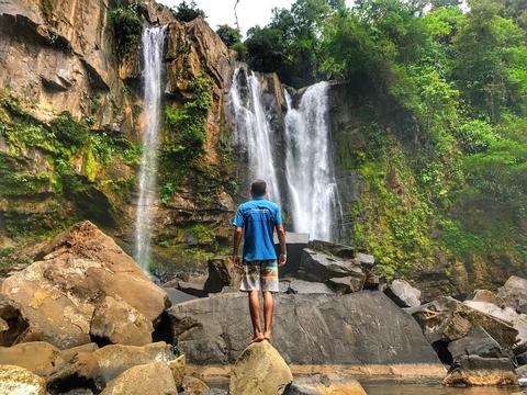 Waterfall Full-Day Tour 