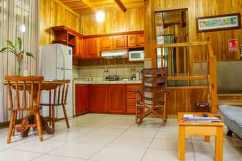 Cabañas y Jardines Los Pinos 