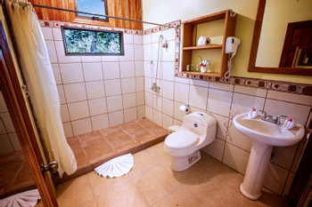 Hotel Cala Lodge Monteverde photo 3