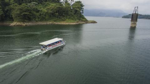 Taxi-Boat-Taxi Monteverde to Arenal Costa Rica