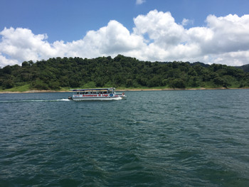 Taxi-Boat-Taxi Monteverde to Arenal photo 3