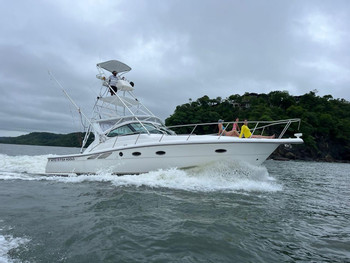 Papagayo Sportfishing Tour Fish Hooks Boat (40") - Half Day - Max 8 Pax photo 2