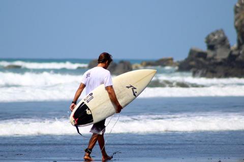 Viaje de Surf a Roca Bruja Costa Rica