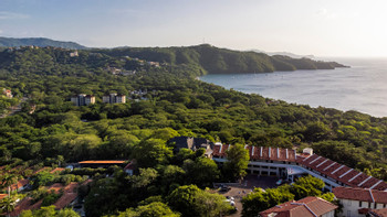 Villas Sol Beach Resort  photo 4