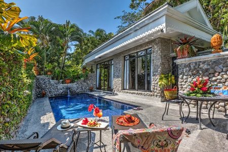 Villa Caletas