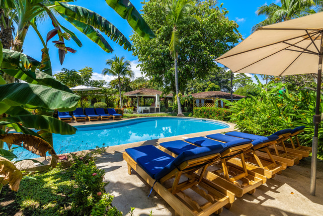 Hotel Bahía Esmeralda photo