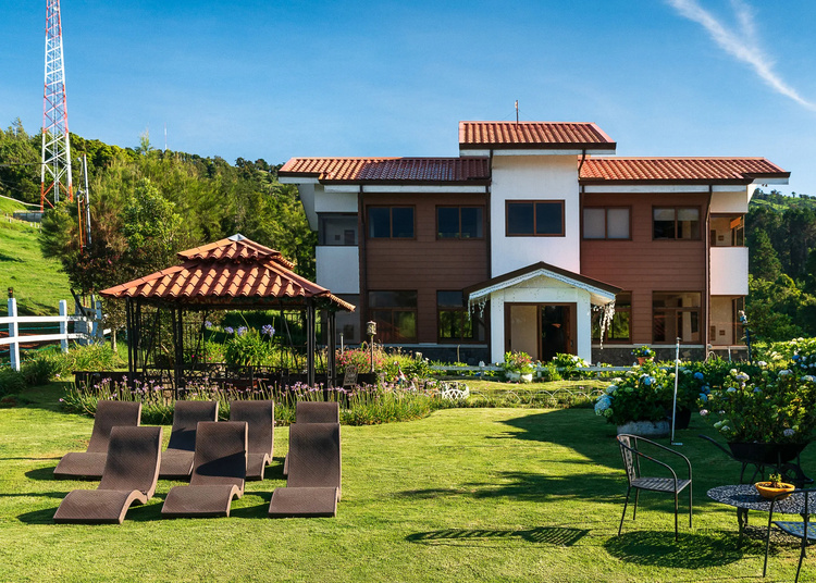 Altura Hotel photo