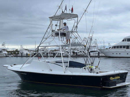 Quepos Sportfishing Tour Moonwalker Boat (33") - Full Day photo 2