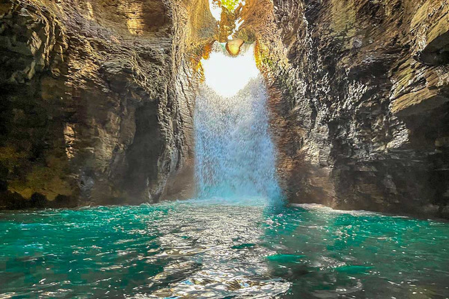 La Leona Waterfall Adventure Tour photo