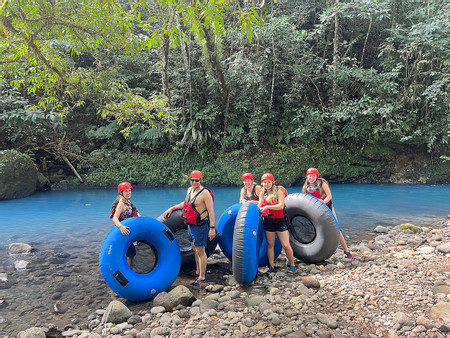 Tubing Rio Celeste photo 2