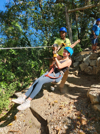 Canopy Tour (10 Lines - 1 Rappel) photo 3