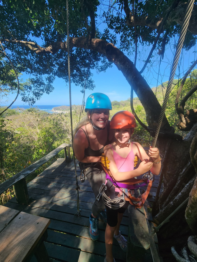 Canopy (5 Lines) Photo