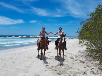 Jungle and Barigona Beach Horseback Riding Tour photo 2