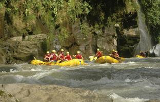 Pacuare River Rafting Class II-III - One Day Tour photo 4