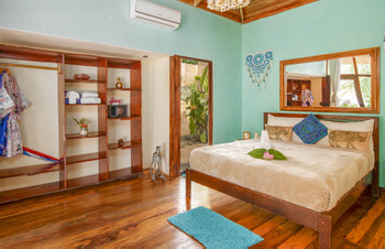 Ocho Artisan Bungalows photo 5