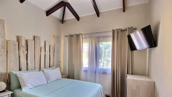 Ten North Tamarindo Beach Hotel
