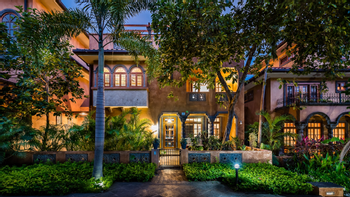 Villa Courtyard 2 photo 2