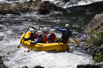 Rafting Rio Tenorio Class III/IV photo 4