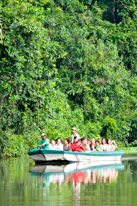 Pachira Lodge Costa Rica