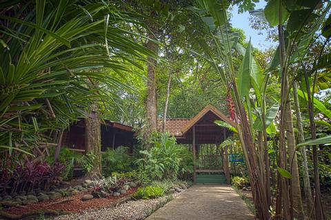Pachira Lodge Costa Rica