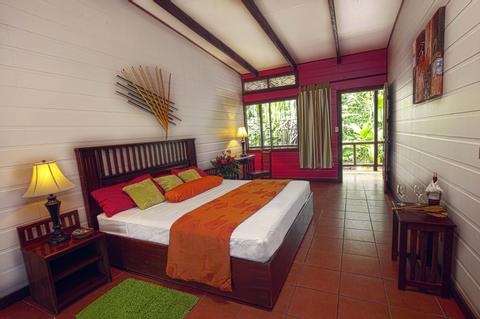 Pachira Lodge Costa Rica