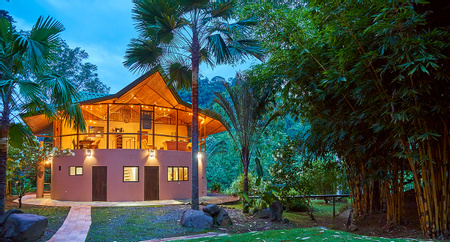 Manoas Hotel