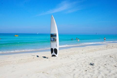 Varadero City, Catamaran Ride, and Snorkeling Tour  Cuba