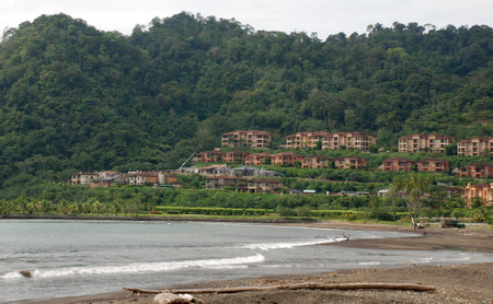 Playa Herradura photo 3