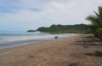Playa Herradura photo 2