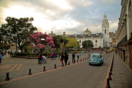 Quito photo 3