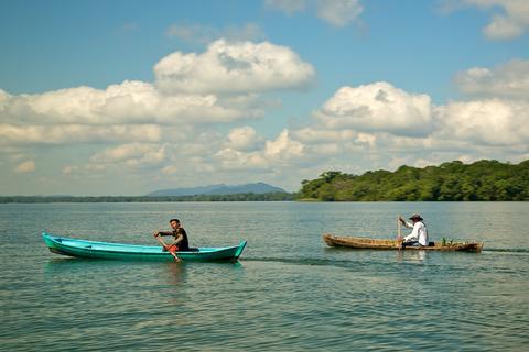 Rio Dulce, Fronteras Guatemala