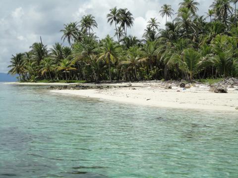 Isla Uaguitupo Panama