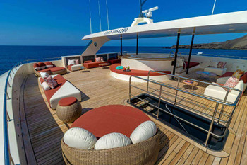 Galaxy Sirius Yacht photo 4