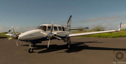Flight Inter Islands Ecuador