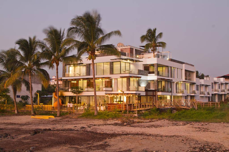 Golden Bay Hotel and Spa photo