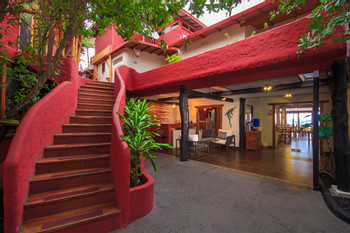 Galapagos Habitat Hotel