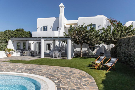 Aqua Breeze Villas