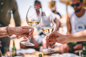 Oia’s Private Paths & Wine Tasting