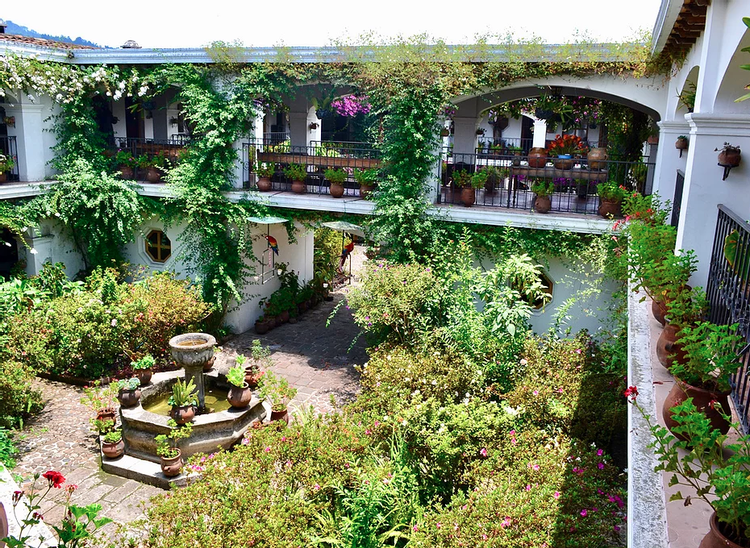Hotel Santo Tomás photo