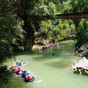 Cuevas de Candelaria photo