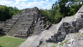 Amazing Yaxha and Topoxte Experience