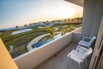 Oceana Beach Resort photo 5