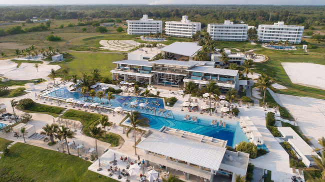 Oceana Beach Resort photo