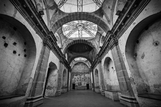 Historical Ruins Tour in Antigua Photo