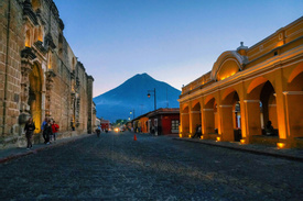 Antigua Walking Tour