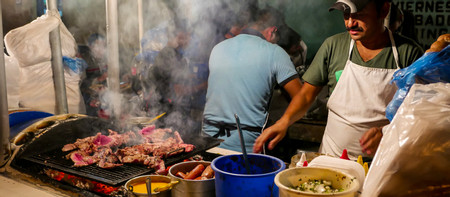 Tour nocturno de comida callejera photo 3