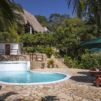 La Lancha Lodge  Guatemala