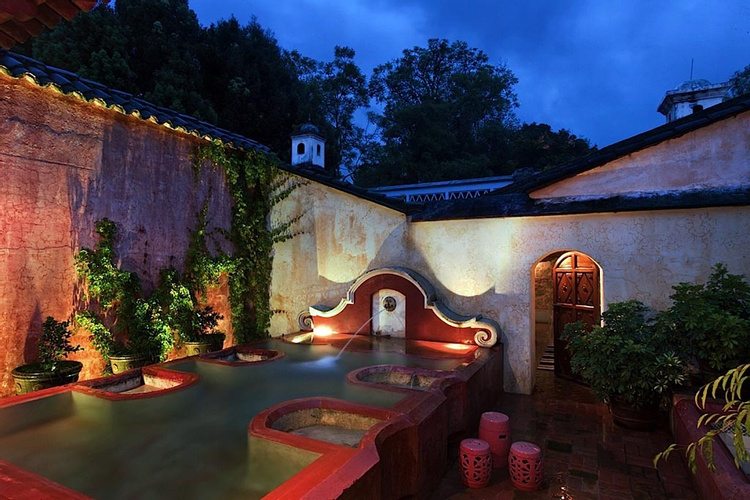 Mil Flores, Luxury Design Hotel photo