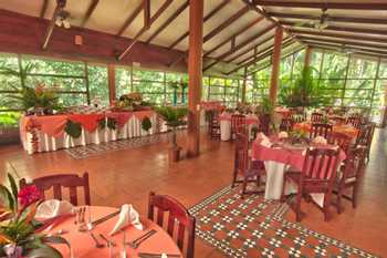Aninga Lodge