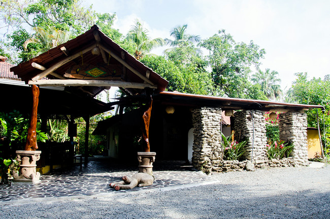 Atlantida Lodge photo